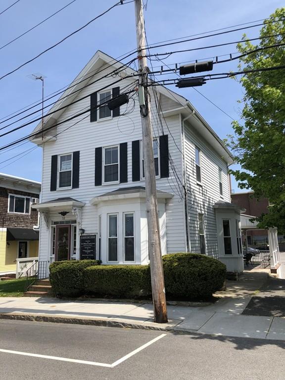 11 South Park Ave - Photo 1