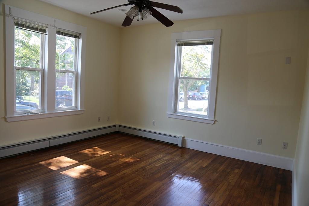 130 Ash St - Photo 1