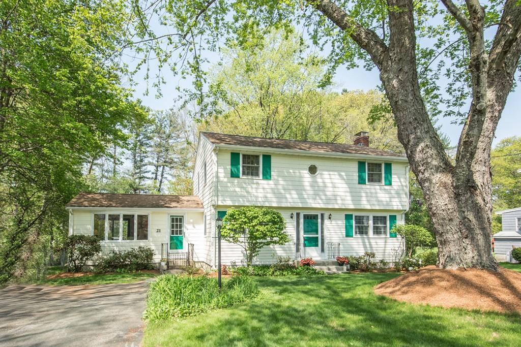 21 Phillip Ave - Photo 1