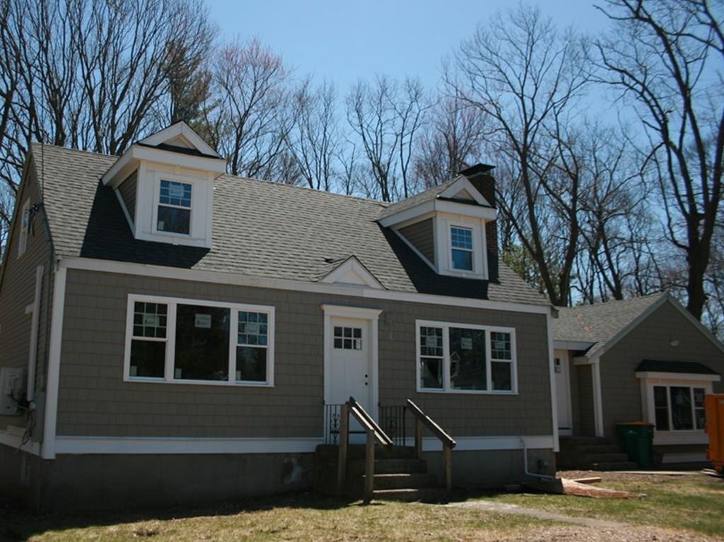 19 Crestwood Circle - Photo 1