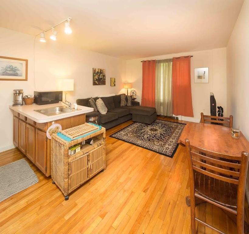 146 Beaconsfield Rd - Photo 1