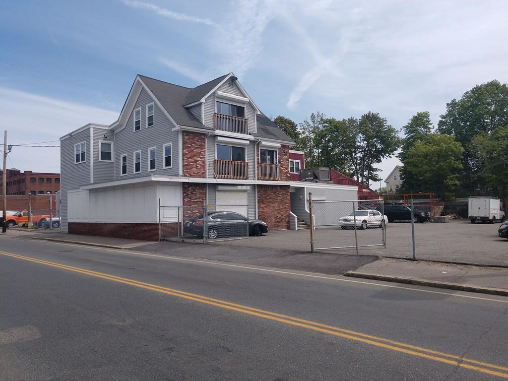 362 Montello St - Photo 1