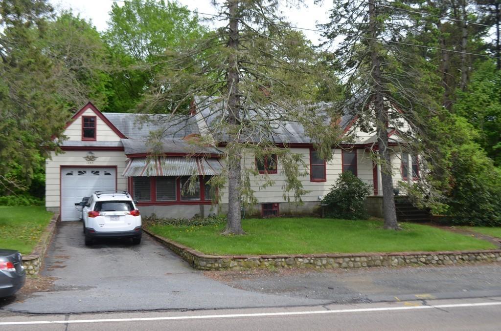1485 Somerset Ave - Photo 1