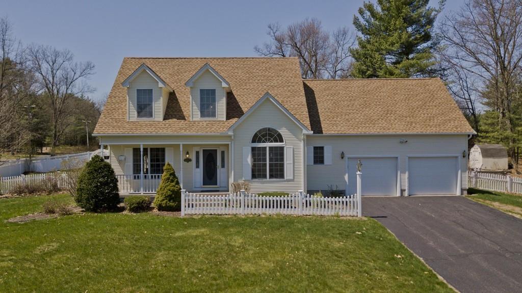 1 Mallard Ln - Photo 1
