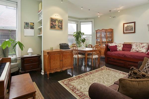 416 Marlborough Street - Photo 1