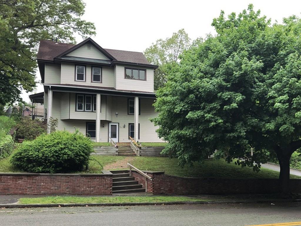 24 Clover St - Photo 1