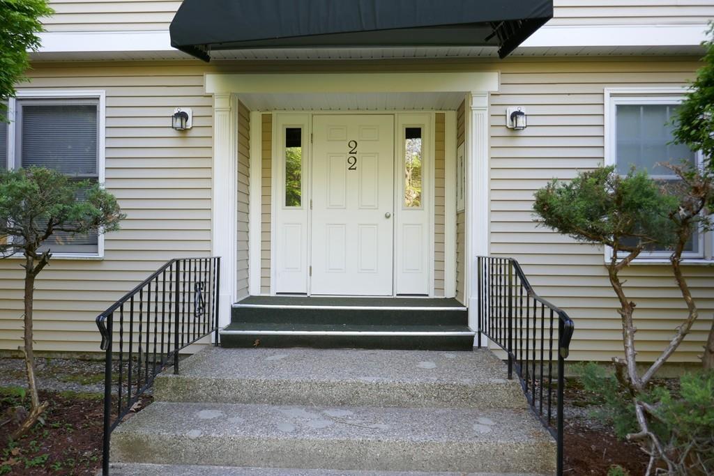 425 Main St - Photo 1