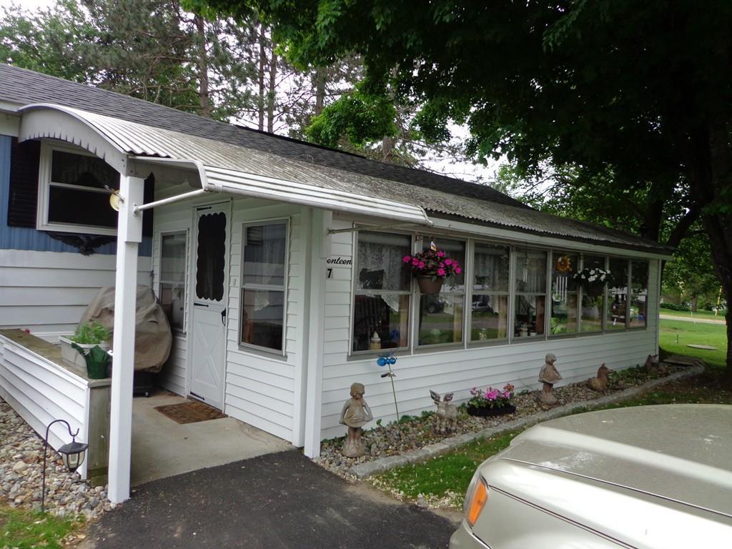 17 Willow Circle - Photo 1