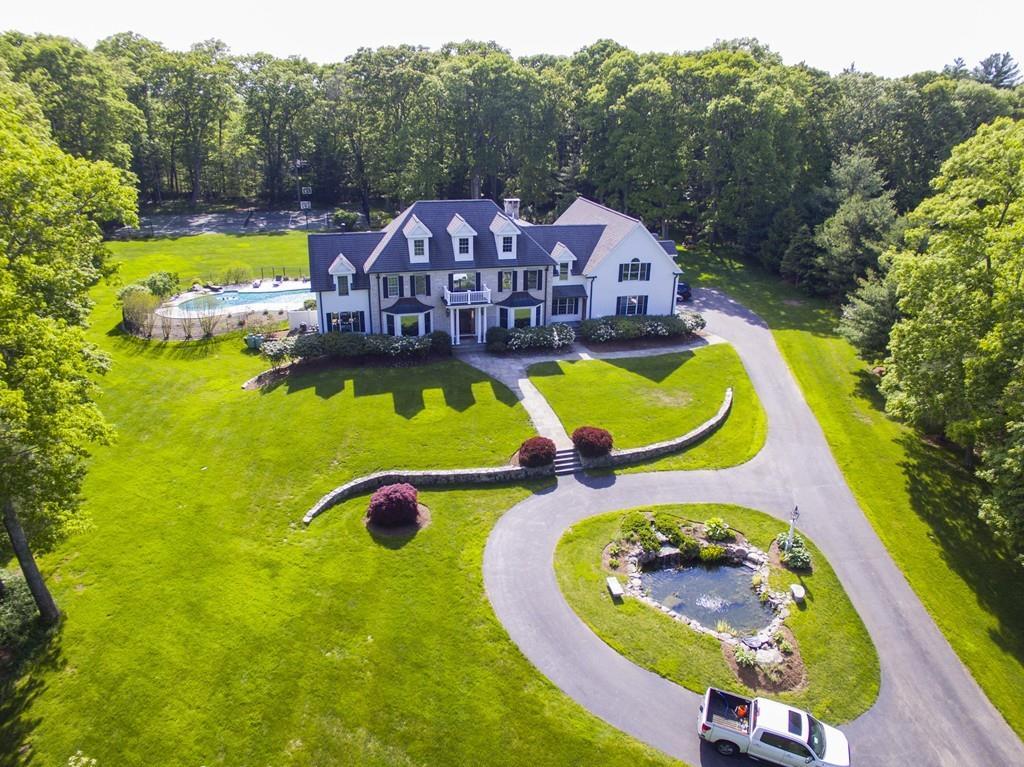 8 Grand Hill Dr - Photo 1