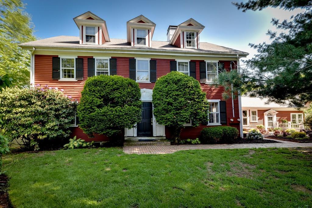 105 Farm Street - Photo 1