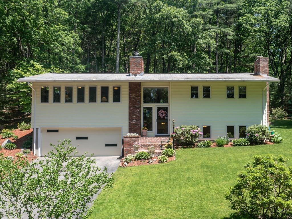 25 Nixon Rd - Photo 1