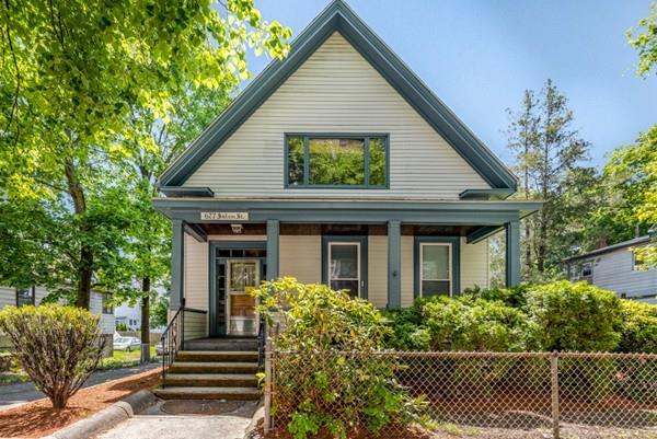 627 Salem Street - Photo 1