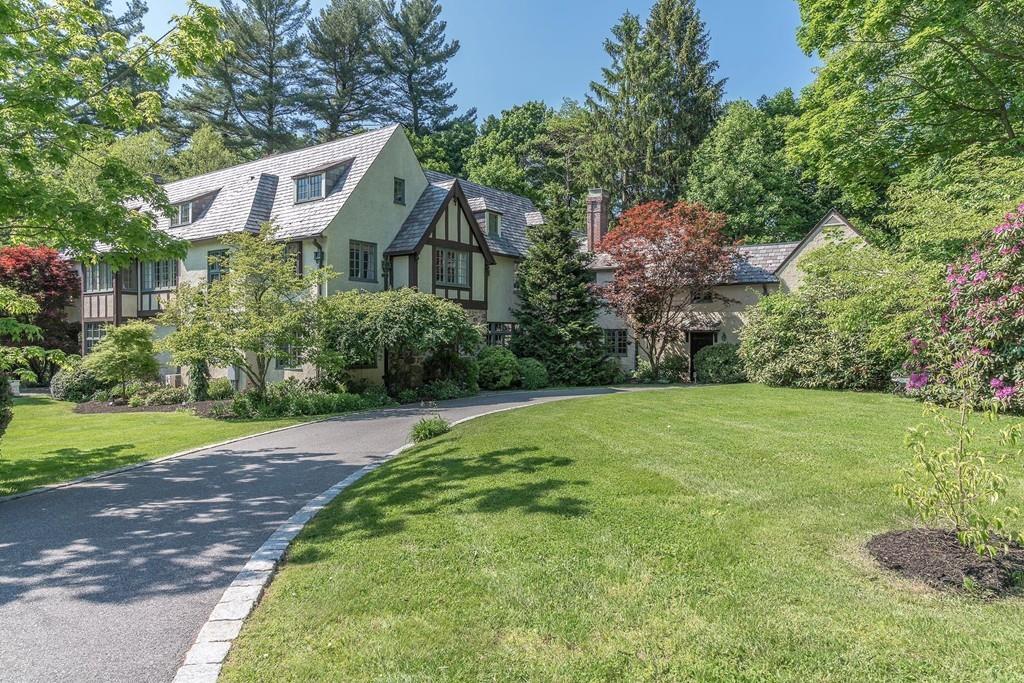 1 Fawn Cir - Photo 1