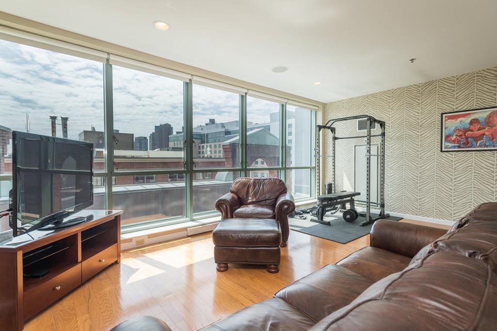 234 Causeway St - Photo 1