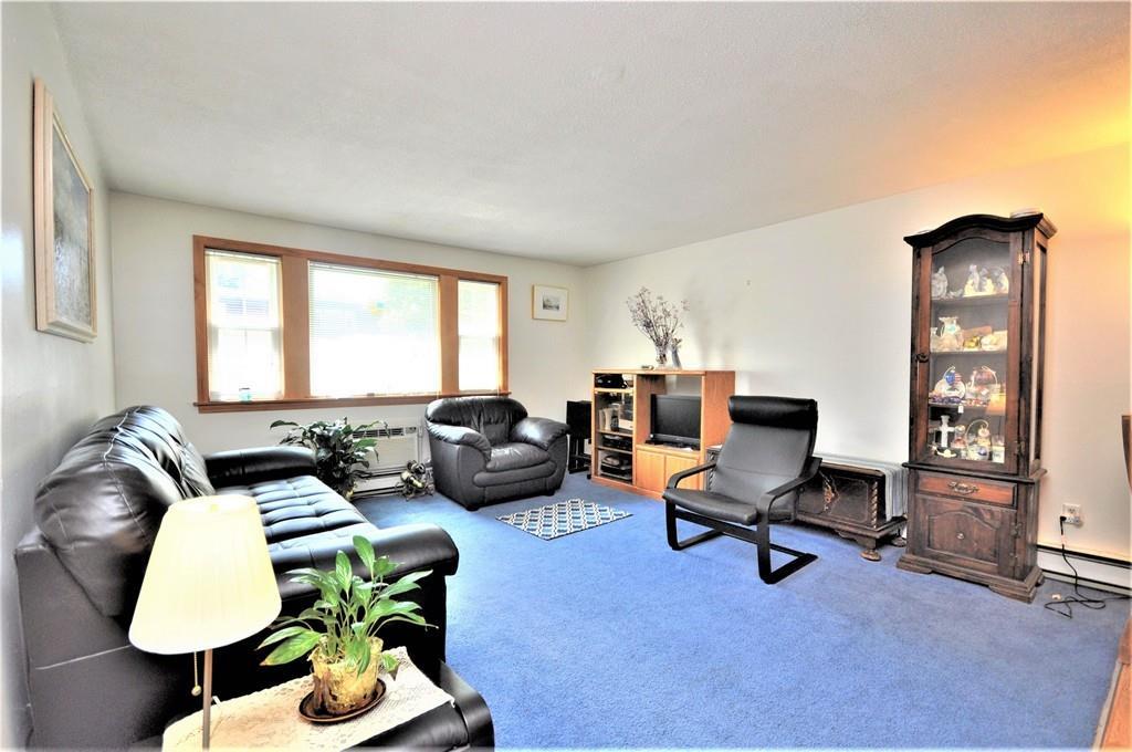 180 Main St - Photo 1