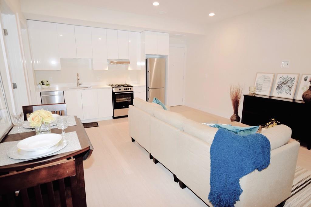 121 Portland Street - Photo 1