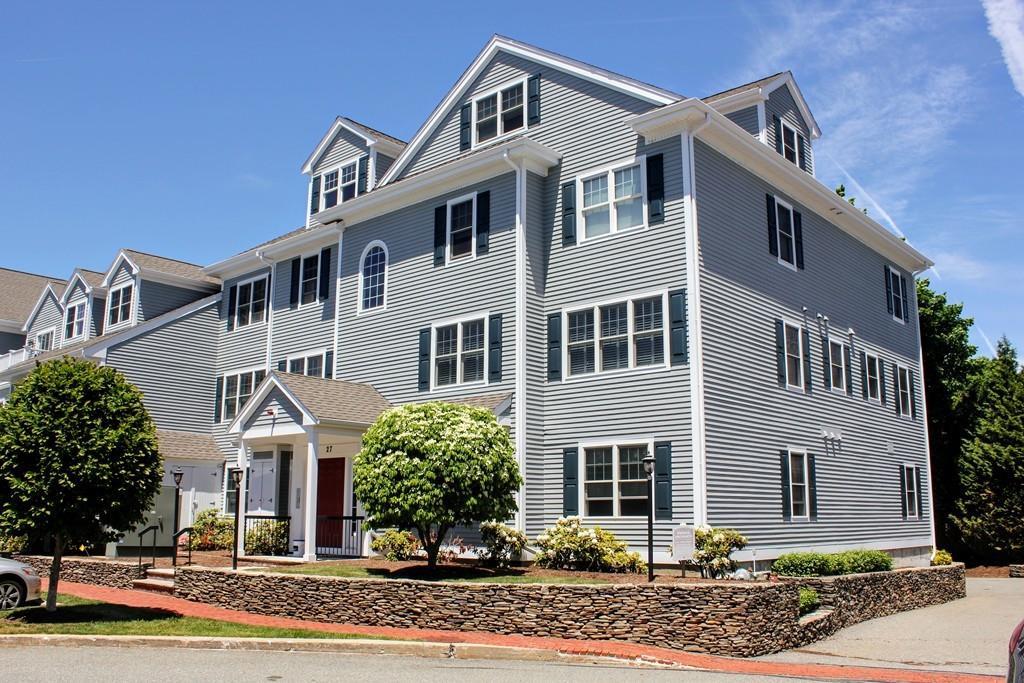 27 Maple St - Photo 1