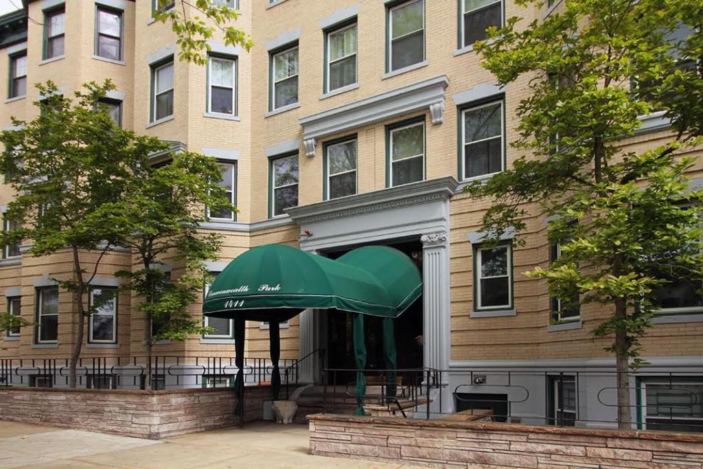 1411 Commonwealth Ave. - Photo 1