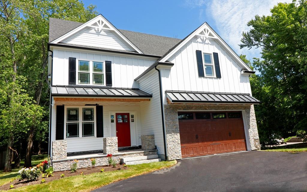 456 Chestnut Street - Photo 1
