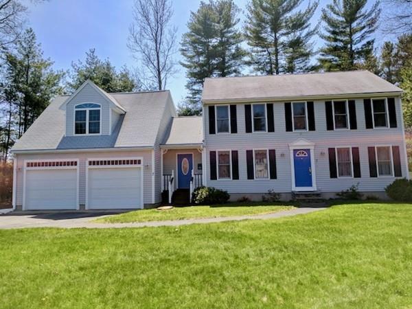7 Margaret Dr - Photo 1