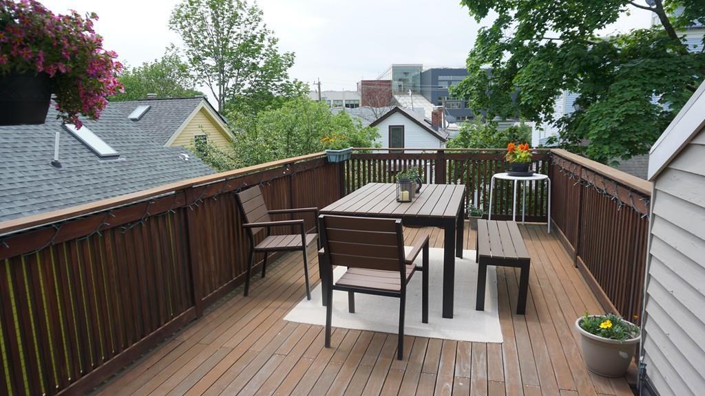570 Franklin Street - Photo 1