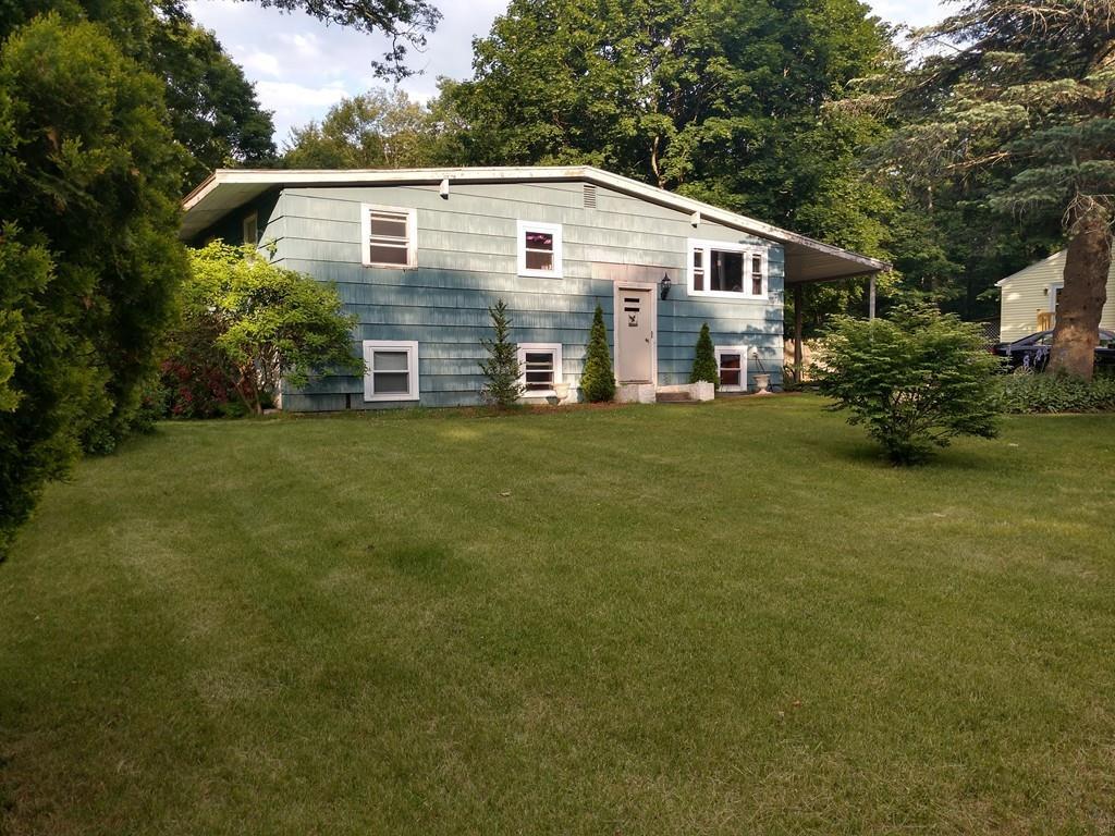 27 Parliament Dr - Photo 1