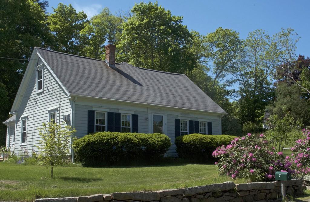 7 Horseneck Rd - Photo 1