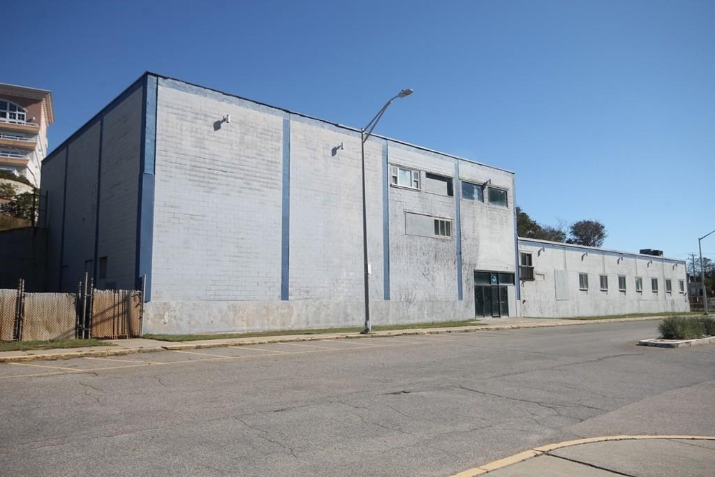 120 Nantasket Ave - Photo 1