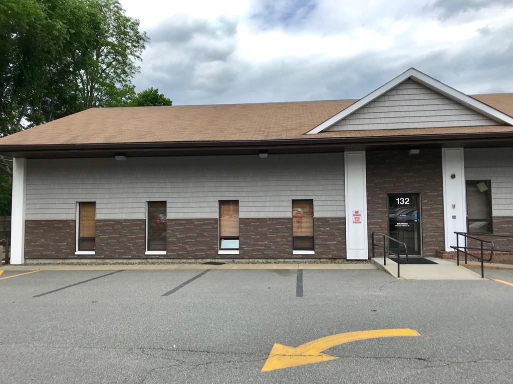 132 Central St - Photo 1