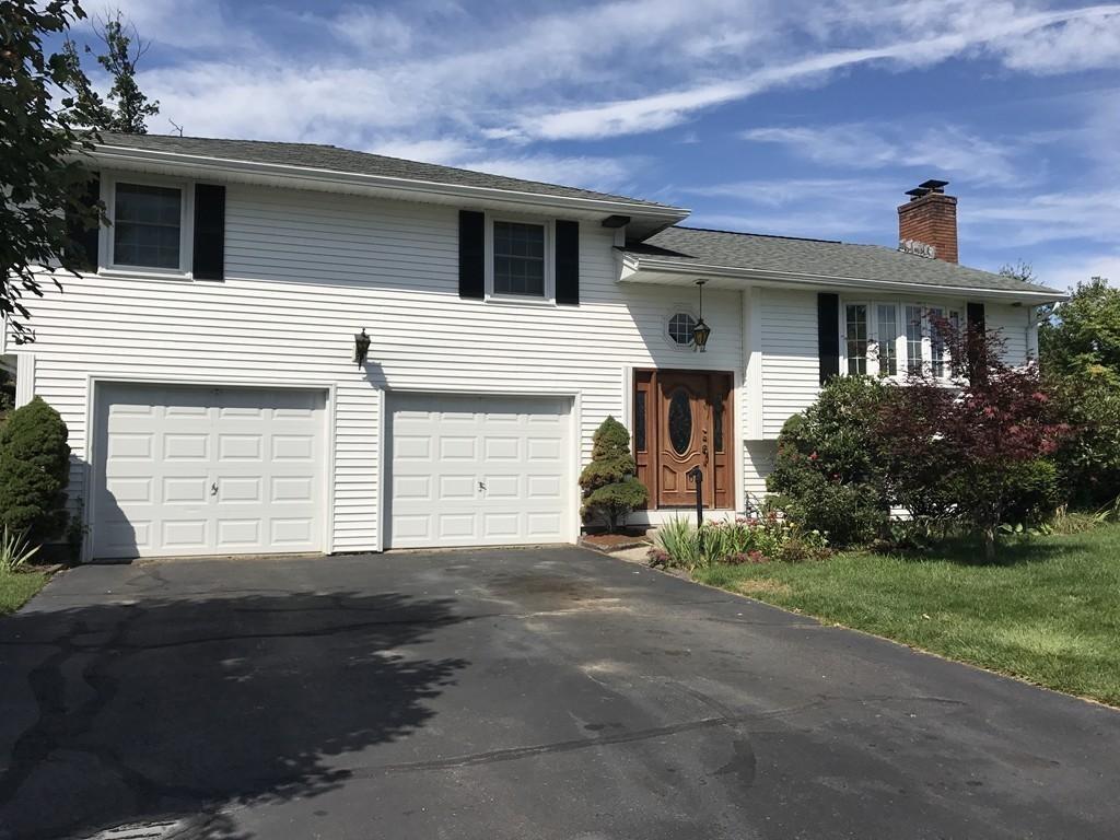 32 Briarwood Ave - Photo 1