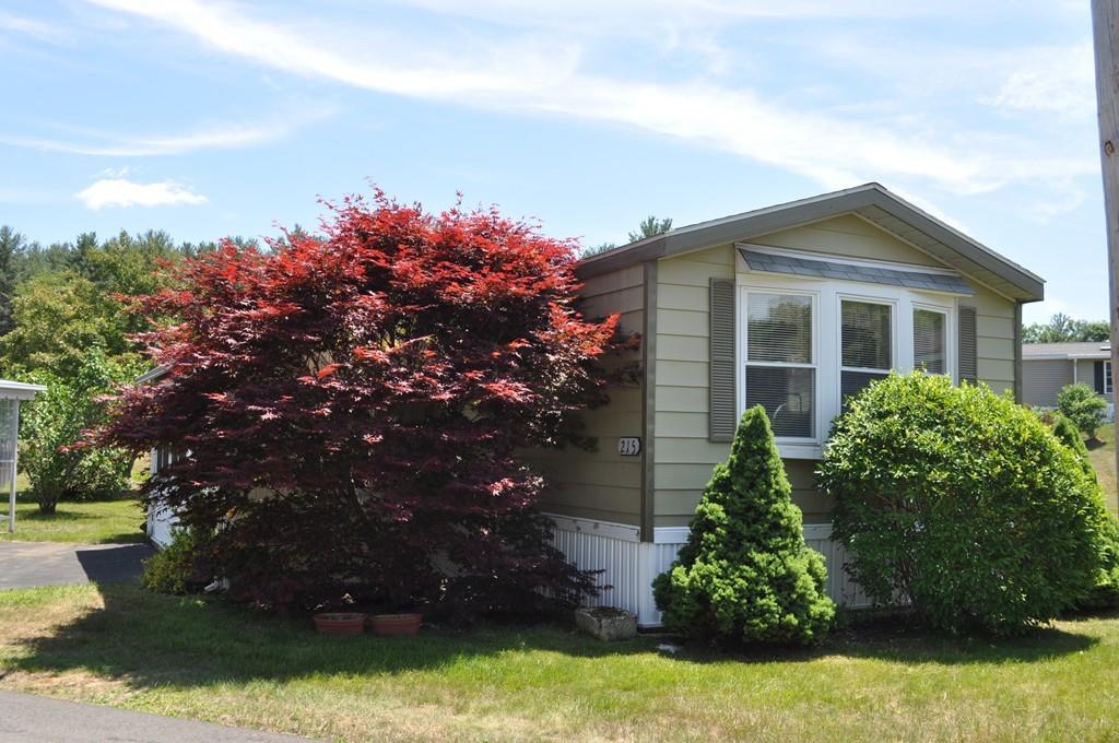 215 Park Circle - Photo 1