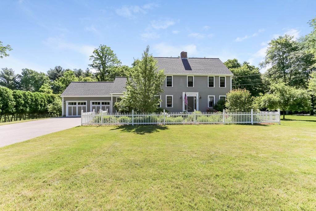 1835 Pine Hill Rd - Photo 1