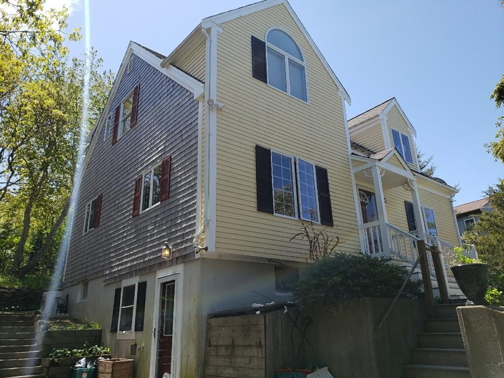 49 Bayberry Ave - Photo 1