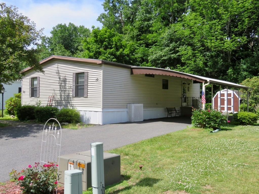 10 Clayton Drive - Photo 1