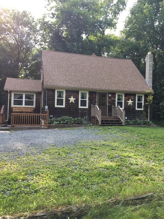 141 Bayview Ave - Photo 1