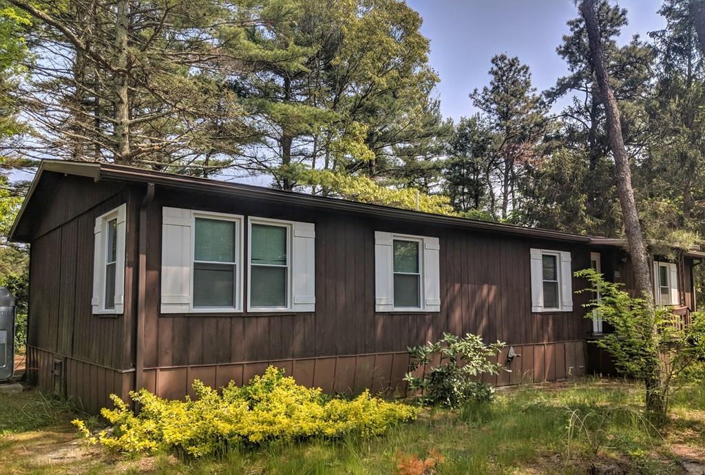50 Kennedy Dr - Photo 1