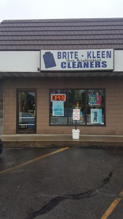 814 N Main St - Photo 1