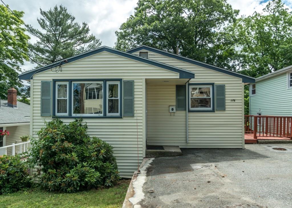176 Pine Hill Circle - Photo 1