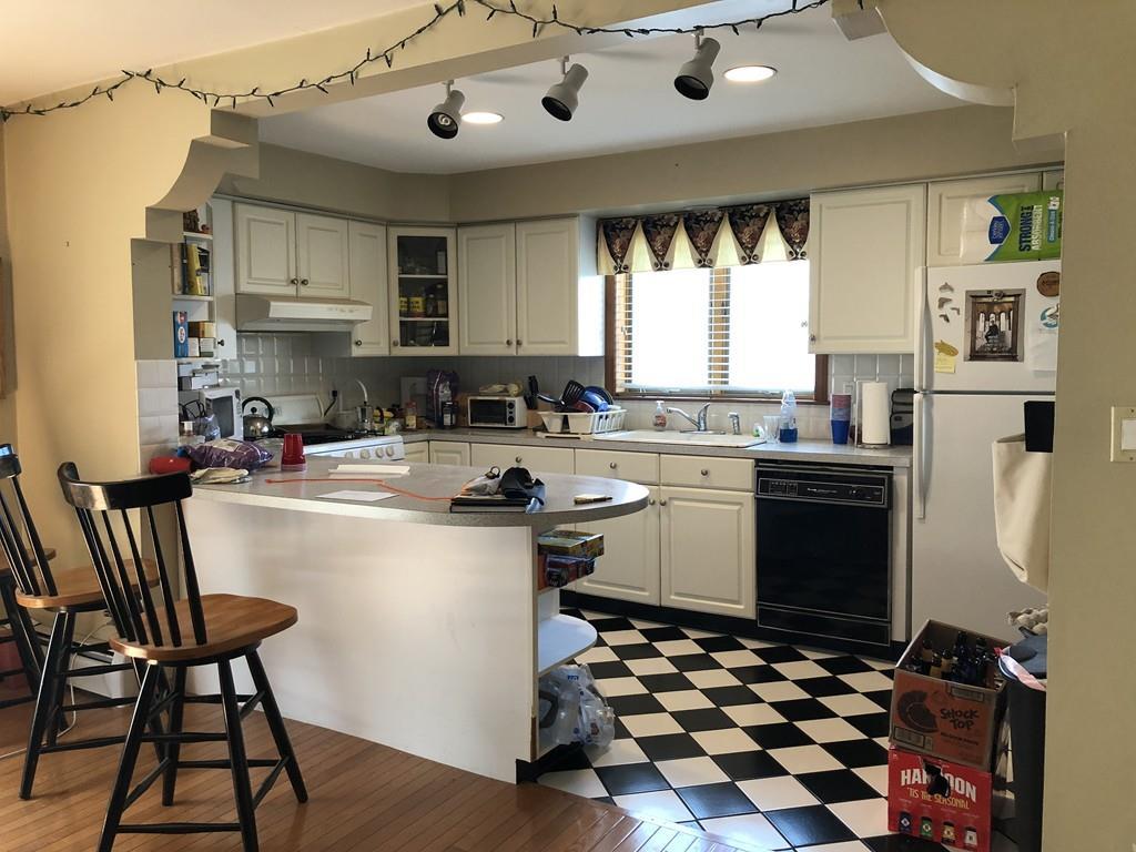 265 4Th St. - Photo 1