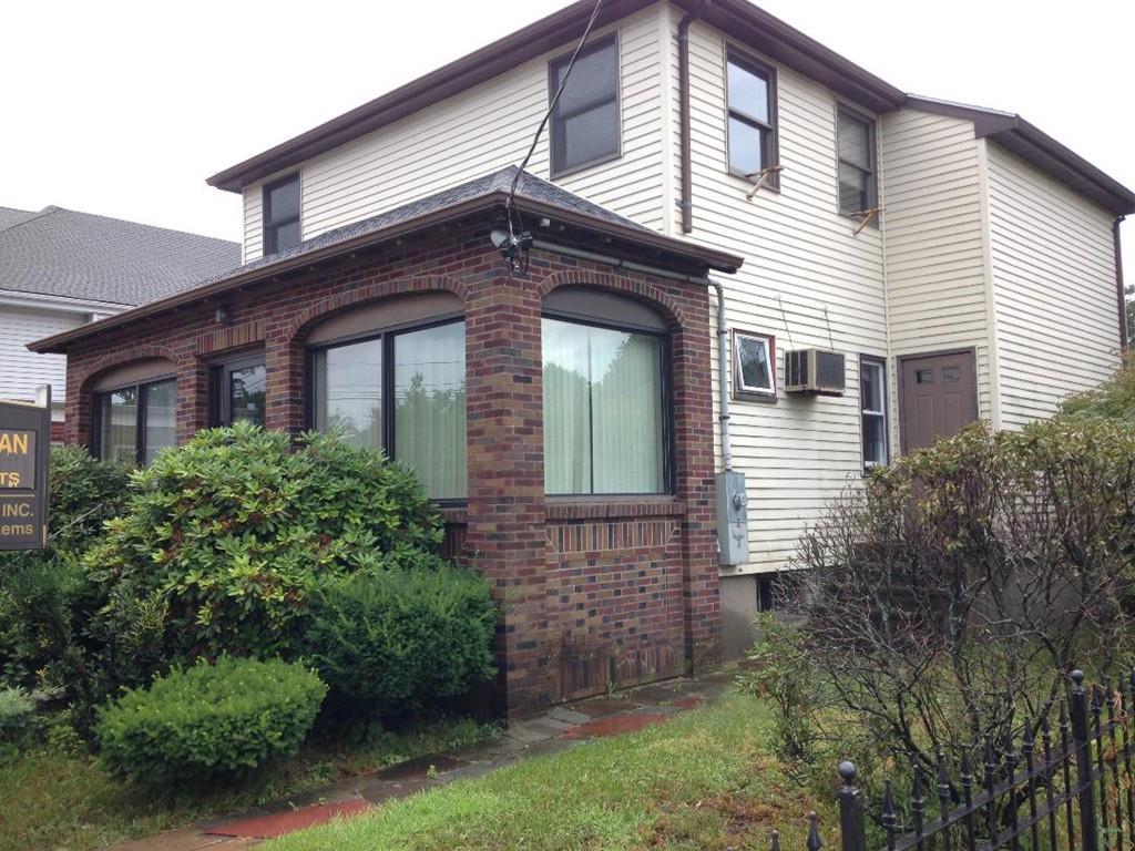 799 Hancock St - Photo 1