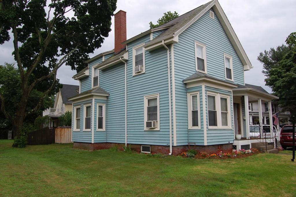 1064 Main - Photo 1