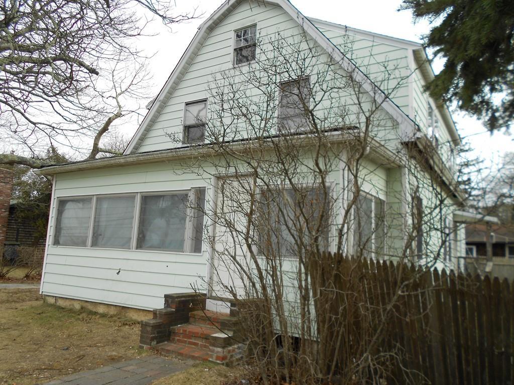 672 Yarmouth - Photo 1