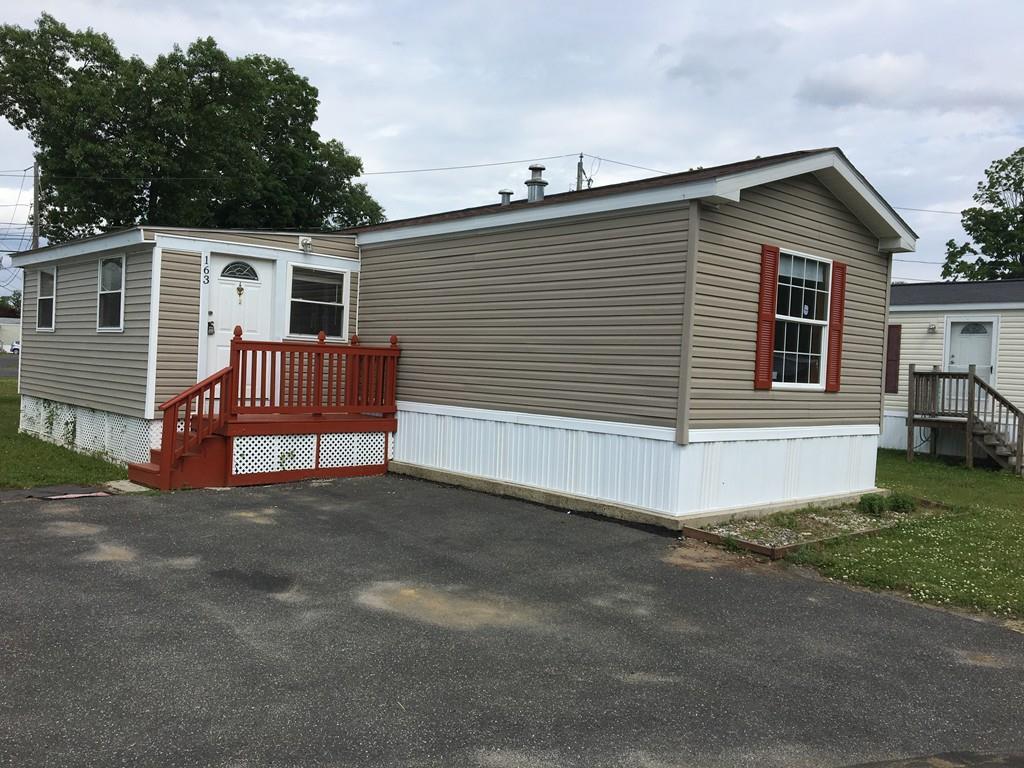 93 Grochmal Avenue - Photo 1