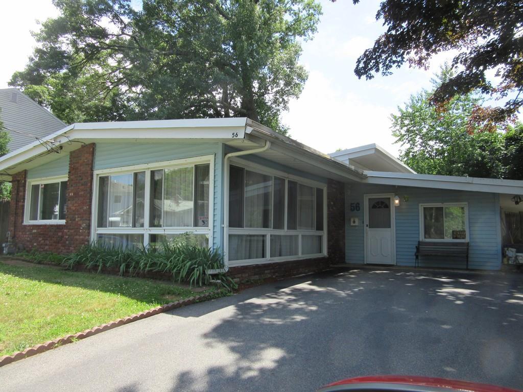 56 Tudor - Photo 1
