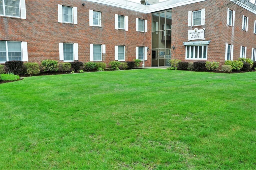 75 Union Ave - Photo 1