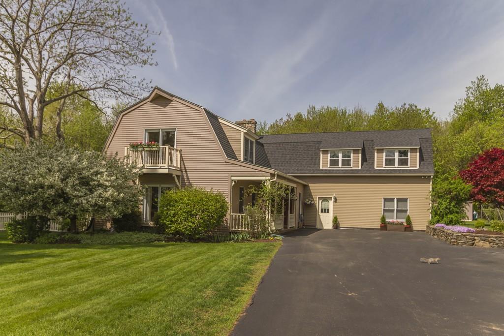 4 Mount Pleasant Ave - Photo 1