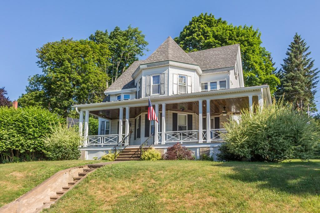 60 Highland St - Photo 1