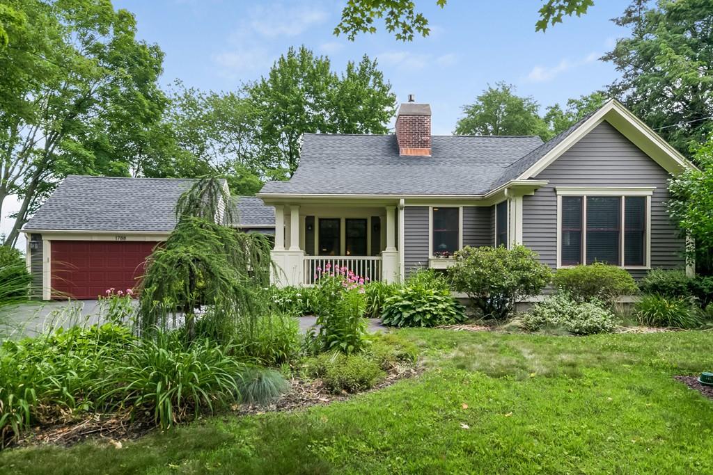 1788 Hill St - Photo 1