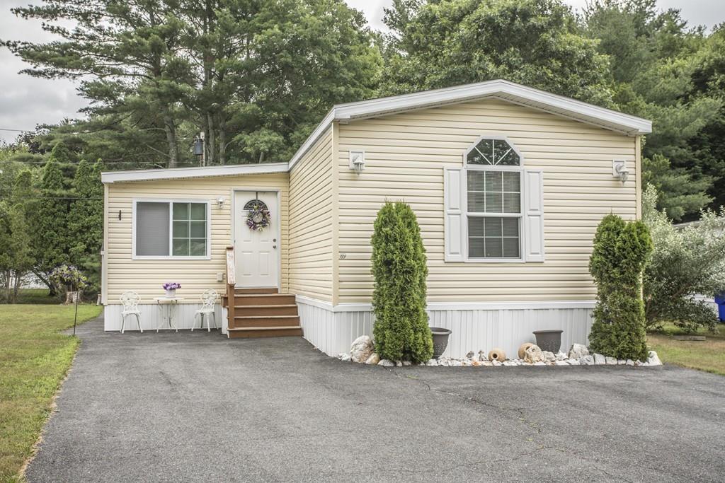 89 Acorn Dr - Photo 1