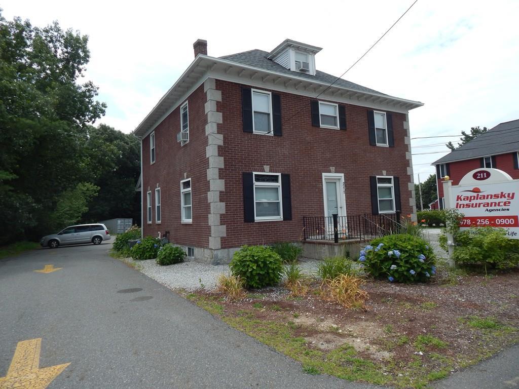 211 Chelmsford St - Photo 1